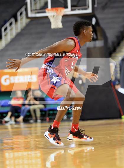 Thumbnail 1 in NCCA East vs. West All-Star Basketball photogallery.
