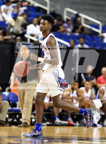 Thumbnail 3 in NCCA East vs. West All-Star Basketball photogallery.