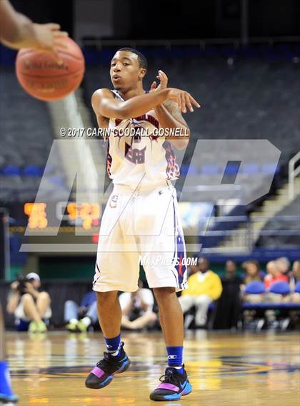 Thumbnail 1 in NCCA East vs. West All-Star Basketball photogallery.