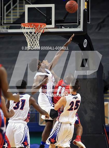 Thumbnail 3 in NCCA East vs. West All-Star Basketball photogallery.