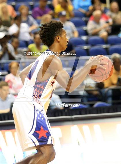 Thumbnail 1 in NCCA East vs. West All-Star Basketball photogallery.
