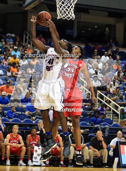 Thumbnail 2 in NCCA East vs. West All-Star Basketball photogallery.