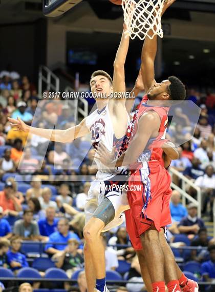 Thumbnail 3 in NCCA East vs. West All-Star Basketball photogallery.