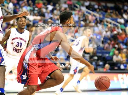 Thumbnail 1 in NCCA East vs. West All-Star Basketball photogallery.