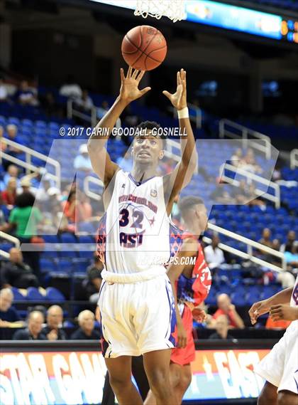 Thumbnail 2 in NCCA East vs. West All-Star Basketball photogallery.