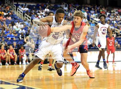 Thumbnail 2 in NCCA East vs. West All-Star Basketball photogallery.