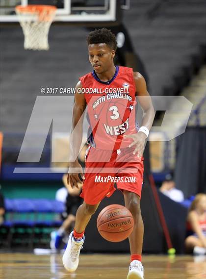 Thumbnail 2 in NCCA East vs. West All-Star Basketball photogallery.