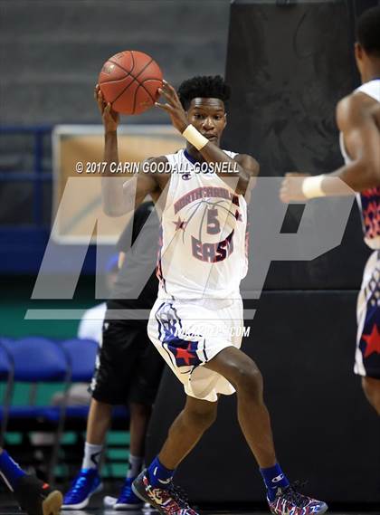 Thumbnail 1 in NCCA East vs. West All-Star Basketball photogallery.
