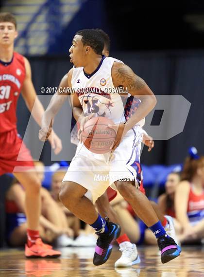 Thumbnail 1 in NCCA East vs. West All-Star Basketball photogallery.