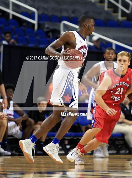 Thumbnail 2 in NCCA East vs. West All-Star Basketball photogallery.