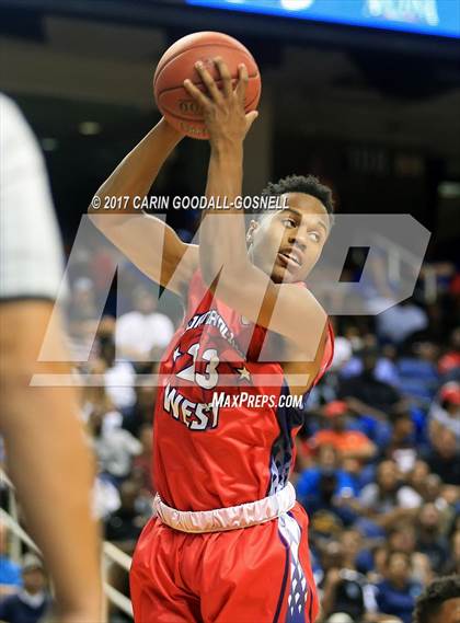 Thumbnail 1 in NCCA East vs. West All-Star Basketball photogallery.