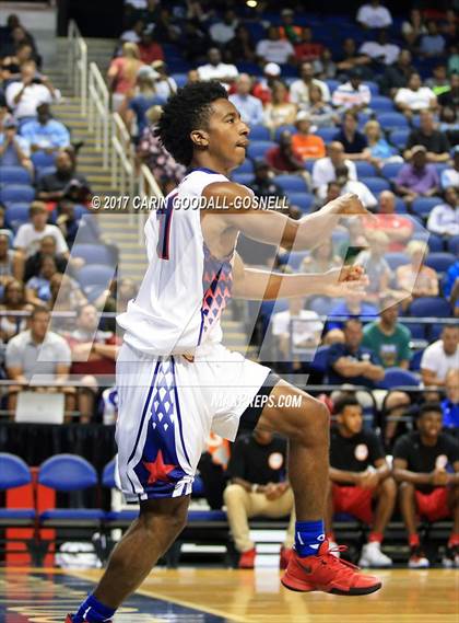 Thumbnail 3 in NCCA East vs. West All-Star Basketball photogallery.