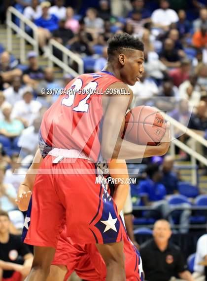Thumbnail 1 in NCCA East vs. West All-Star Basketball photogallery.