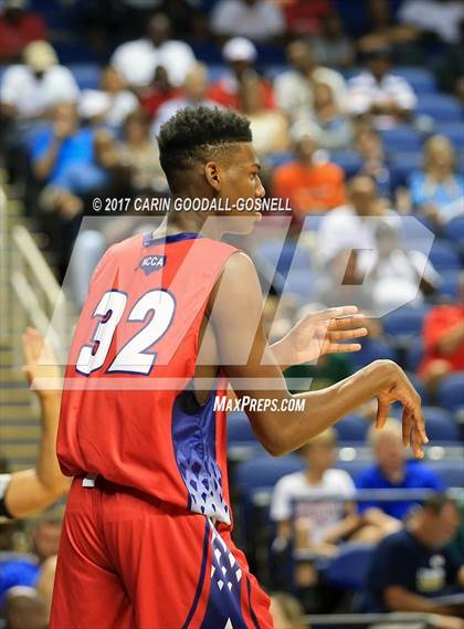 Thumbnail 3 in NCCA East vs. West All-Star Basketball photogallery.