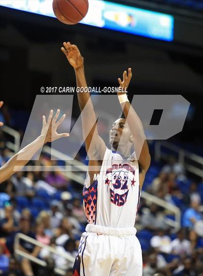 Thumbnail 3 in NCCA East vs. West All-Star Basketball photogallery.