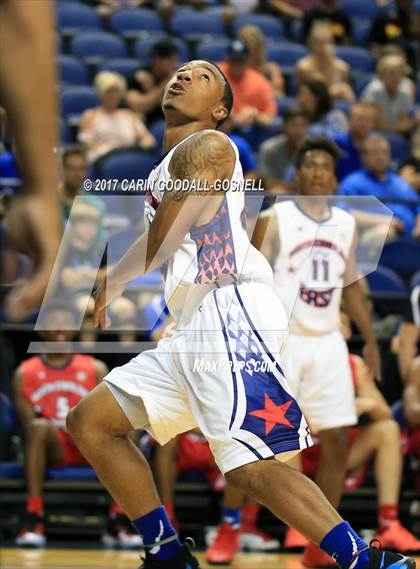 Thumbnail 1 in NCCA East vs. West All-Star Basketball photogallery.