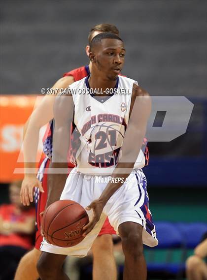 Thumbnail 2 in NCCA East vs. West All-Star Basketball photogallery.