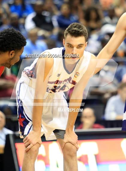 Thumbnail 1 in NCCA East vs. West All-Star Basketball photogallery.