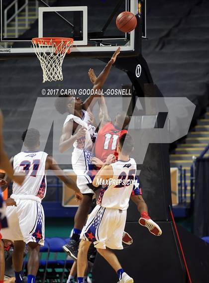 Thumbnail 2 in NCCA East vs. West All-Star Basketball photogallery.