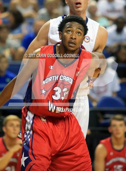 Thumbnail 1 in NCCA East vs. West All-Star Basketball photogallery.