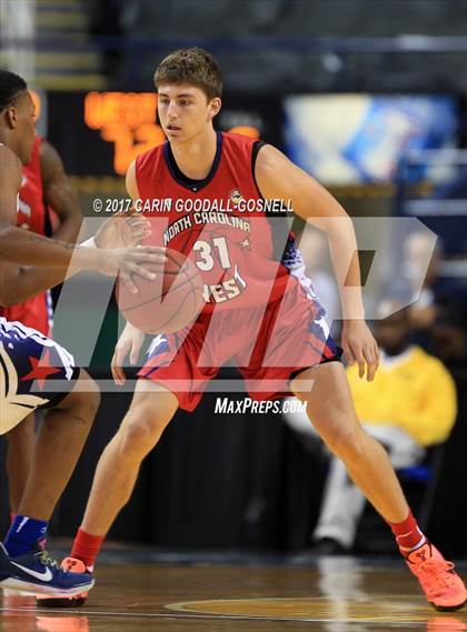 Thumbnail 2 in NCCA East vs. West All-Star Basketball photogallery.