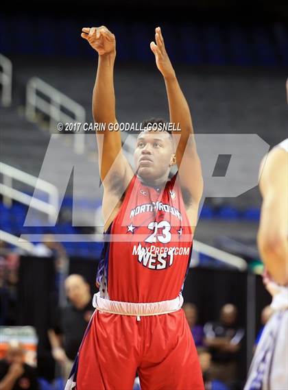 Thumbnail 2 in NCCA East vs. West All-Star Basketball photogallery.