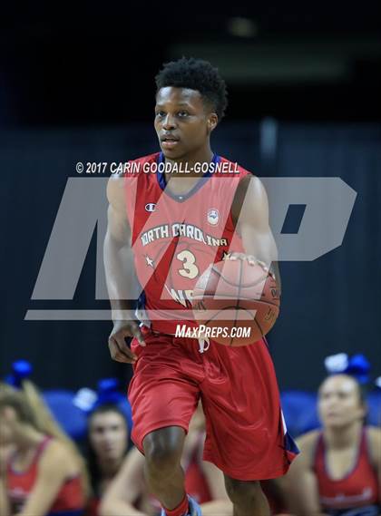 Thumbnail 1 in NCCA East vs. West All-Star Basketball photogallery.
