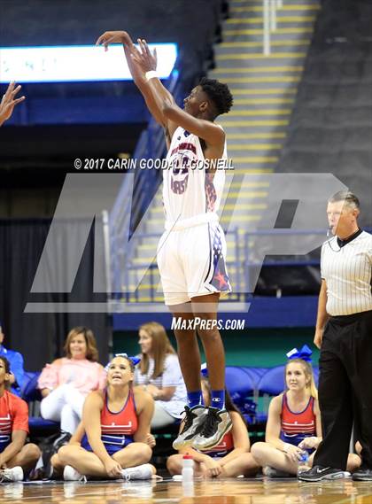 Thumbnail 3 in NCCA East vs. West All-Star Basketball photogallery.