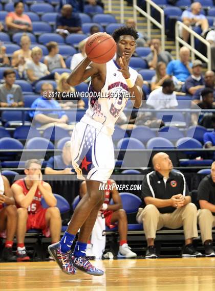 Thumbnail 2 in NCCA East vs. West All-Star Basketball photogallery.