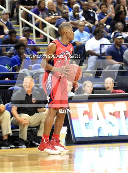 Thumbnail 1 in NCCA East vs. West All-Star Basketball photogallery.