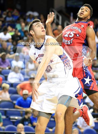Thumbnail 2 in NCCA East vs. West All-Star Basketball photogallery.