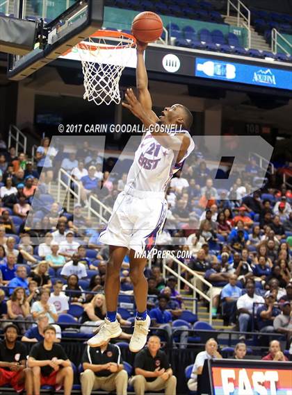 Thumbnail 1 in NCCA East vs. West All-Star Basketball photogallery.