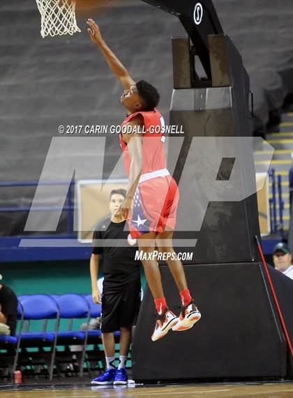Thumbnail 3 in NCCA East vs. West All-Star Basketball photogallery.