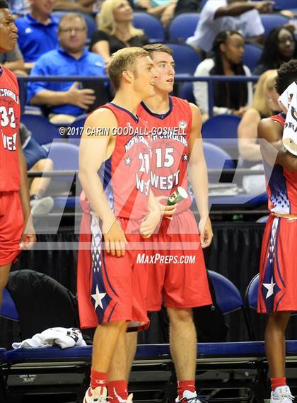 Thumbnail 1 in NCCA East vs. West All-Star Basketball photogallery.