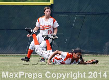 Thumbnail 3 in Van vs. Gilmer (UIL 3A Region II Bi-District Playoff) photogallery.