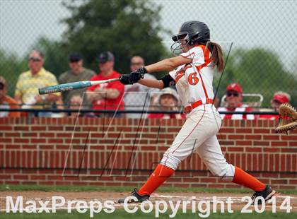 Thumbnail 1 in Van vs. Gilmer (UIL 3A Region II Bi-District Playoff) photogallery.