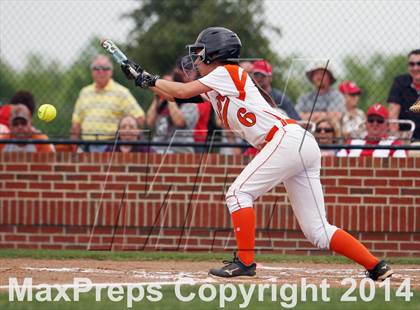 Thumbnail 1 in Van vs. Gilmer (UIL 3A Region II Bi-District Playoff) photogallery.