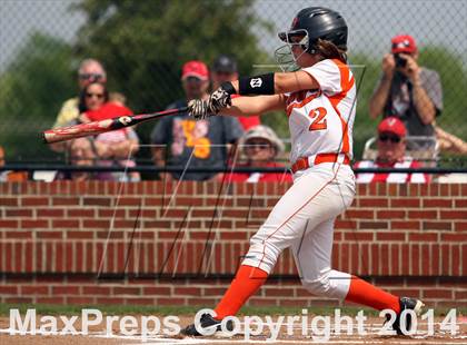 Thumbnail 2 in Van vs. Gilmer (UIL 3A Region II Bi-District Playoff) photogallery.