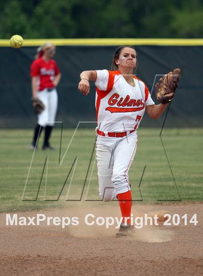 Thumbnail 1 in Van vs. Gilmer (UIL 3A Region II Bi-District Playoff) photogallery.