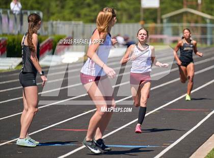 Thumbnail 2 in Dog Pound Invitational (Distance Medley Relay) photogallery.