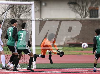 Thumbnail 2 in San Clemente vs. Long Beach Poly (CIF-SS D2 Final) photogallery.