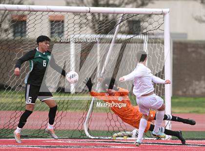 Thumbnail 1 in San Clemente vs. Long Beach Poly (CIF-SS D2 Final) photogallery.