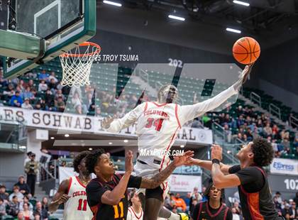 Thumbnail 2 in Central Catholic vs. Columbus photogallery.