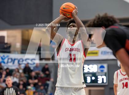 Thumbnail 2 in Central Catholic vs. Columbus photogallery.