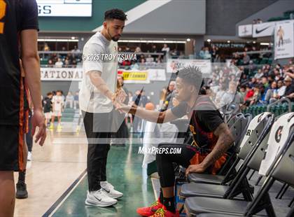 Thumbnail 3 in Central Catholic vs. Columbus photogallery.