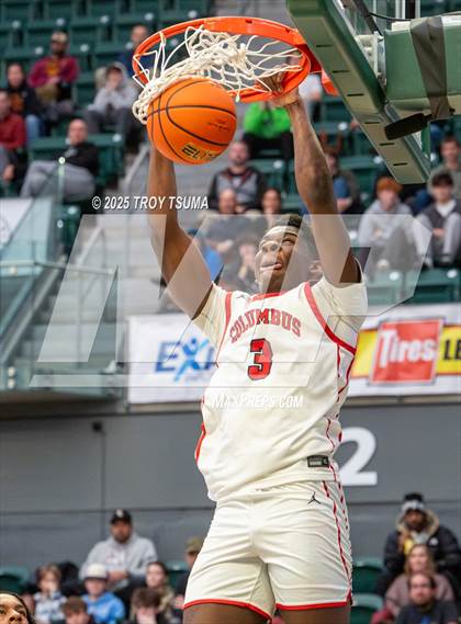 Thumbnail 1 in Central Catholic vs. Columbus photogallery.