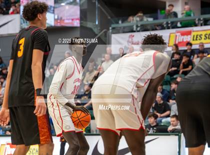 Thumbnail 2 in Central Catholic vs. Columbus photogallery.