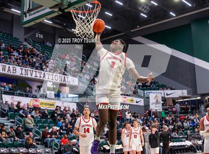 Thumbnail 3 in Central Catholic vs. Columbus photogallery.