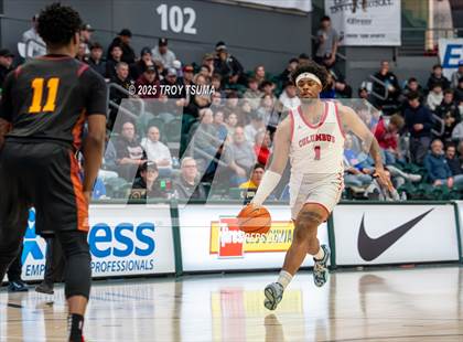 Thumbnail 3 in Central Catholic vs. Columbus photogallery.