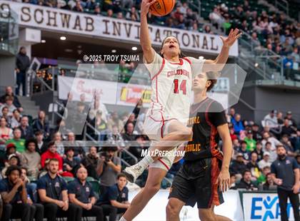 Thumbnail 2 in Central Catholic vs. Columbus photogallery.